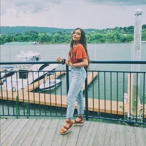 Meet your Posher, Brianna